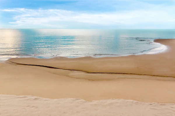 Hua Hin Tajlandia plaża, Summer sea plaża z falami, niebieski sunny — Zdjęcie stockowe