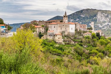 Plomin şehir yer üstünde belgili tanımlık tepe - Istria, Hırvatistan