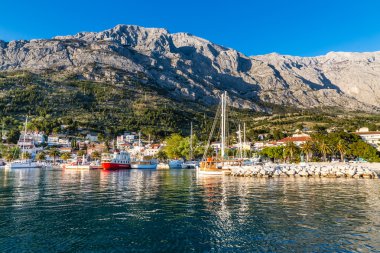 Bağlantı noktası, şehir ve Biokovo Dağı-Baska Voda, Hırvatistan