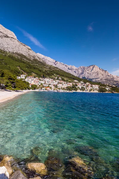 Brela Köyü, plaj ve Biokovo - Makarska, Hırvatistan — Stok fotoğraf