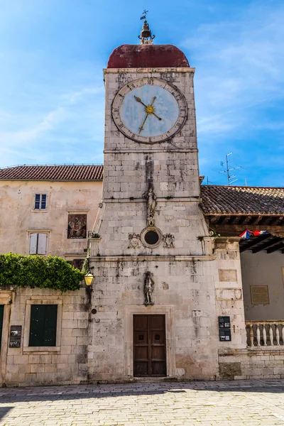 Uhrenturm und Stadtloggia - Trogir, Kroatien — Stockfoto