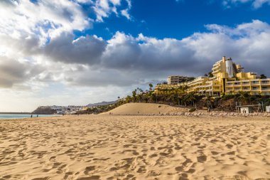 Plaj ve otel - yarın Jable, Fuerteventura, İspanya