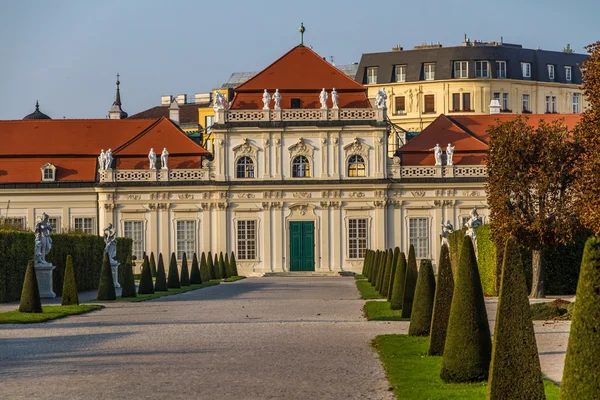 Belveder Castle with park-Belveder,Vienna, Austria — Stock Photo, Image