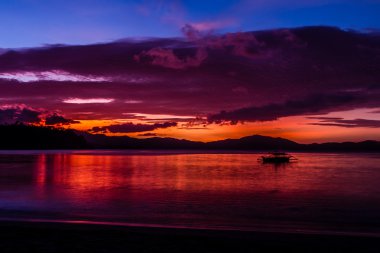 Renkli sunset beach-bağlantı noktası Barton, Filipinler