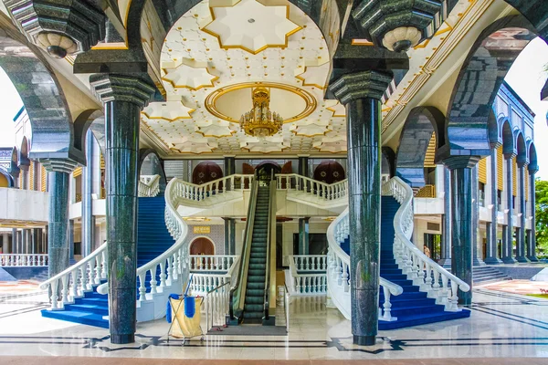 Jame Asr Hassanil Bolkiah Camii giriş-Brunei — Stok fotoğraf