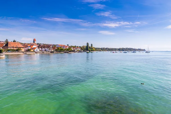 Miasta w Meersburgu, nad brzegiem jeziora Bodeńskiego, Niemcy, Europa — Zdjęcie stockowe