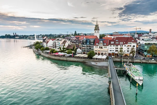 Kilátás nyílik a Bodeni-tó Friedrichshafen, Németország — Stock Fotó