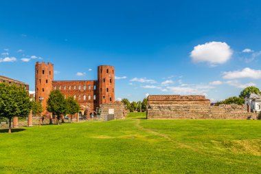 Palatine kuleleri ve Park-Turin, İtalya