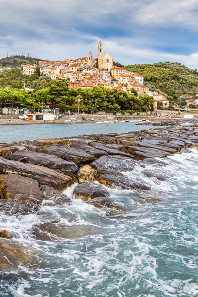 Sten mullvad och Cervo under solnedgången-Cervo, Italien — Stockfoto