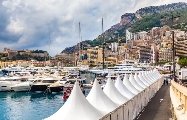 Bâtiments et yachts en Monte Carlo, Monaco — Photo