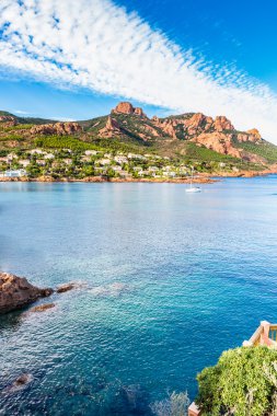Kırmızı kayalar Esterel Massif-French Riviera, Fransa
