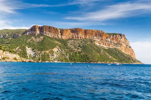帽 Canaille 在法国最高的海崖 — 图库照片