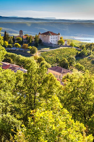 Aiguines, Chateau And Sainte Croix Lake-France — Stock Photo, Image