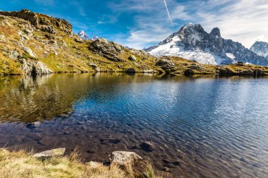 Lac des Cheserys ve Aiguille Verte - Fransa