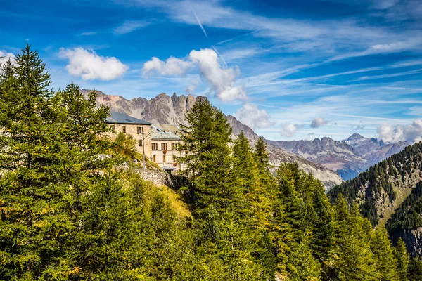 Vista de Montenvers Mer de Glace Station-Chamonix — Fotografia de Stock