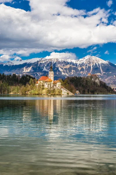 Lago Bled, Isla, Iglesia, Castillo, Montaña-Eslovenia —  Fotos de Stock