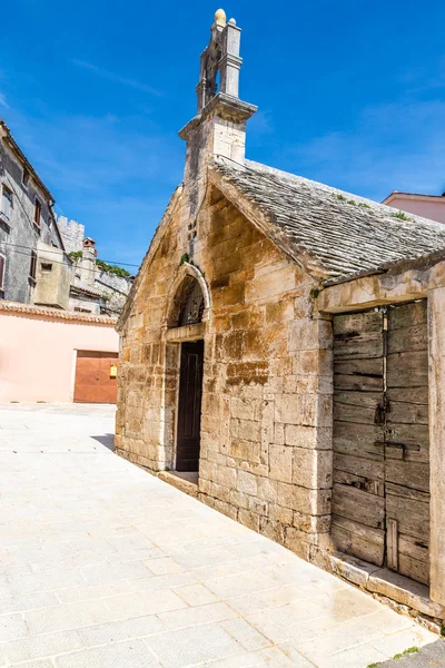 Heilig-Geist-Kirche - Ballen, Istrien, Kroatien, Europa — Stockfoto