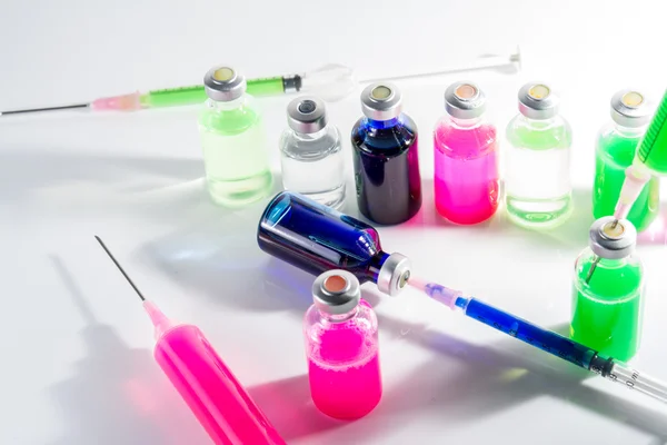 Geneeskunde laboratorium injectie — Stockfoto