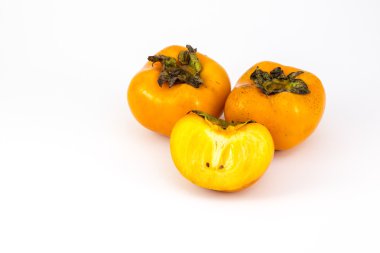 Trabzon hurması meyve üzerinde beyaz izole