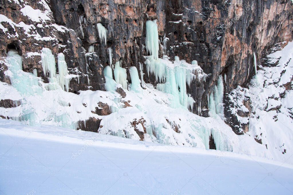 Frozen waterfall,  Hidden Valley ski area, Lagazuoi, Armentarola 101, Ski piste, Dolomites, UNESCO World Heritage Site, South Tyrol, Italy, Europe