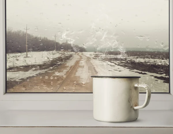 Hot drink on rainy day — Stock Photo, Image