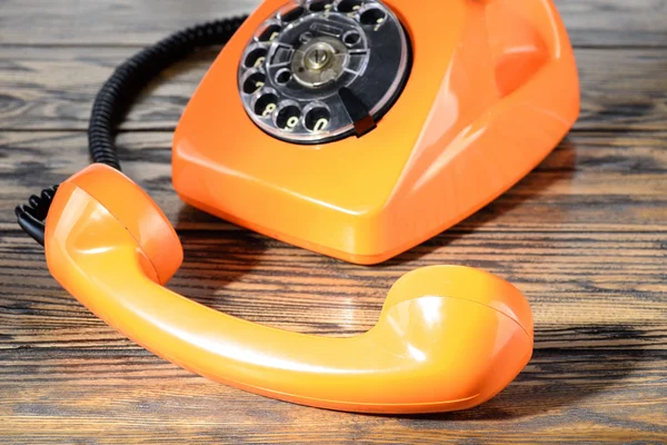 Telefone retro laranja — Fotografia de Stock