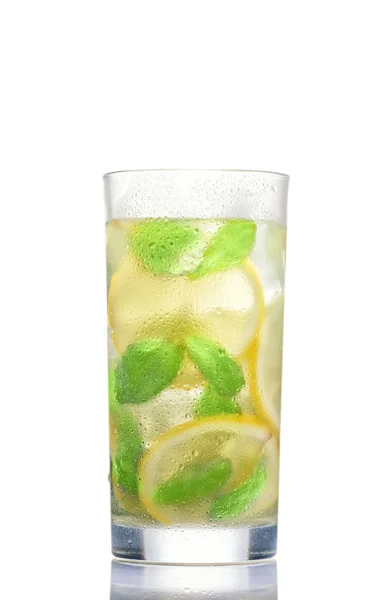 Limonada em vidro em branco — Fotografia de Stock