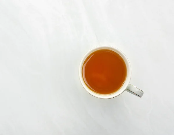 Tea a konyhaasztalon — Stock Fotó