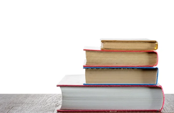 Pilha de livros na mesa — Fotografia de Stock