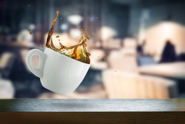 Spilld espresso från cup — Stockfoto