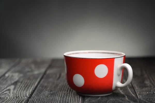 Taza en la mesa de madera —  Fotos de Stock