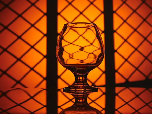 Verre Cognac Whisky Sur Fond Orange Chaud — Photo