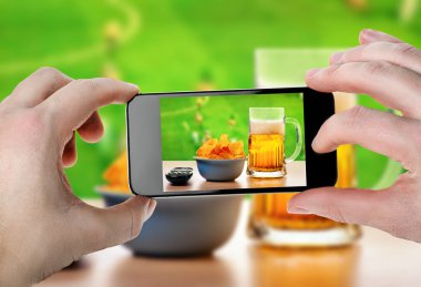 Fotoğraf çeken adam.