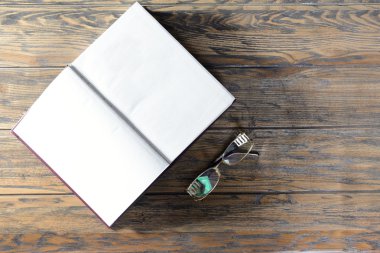 Open book ang glasses