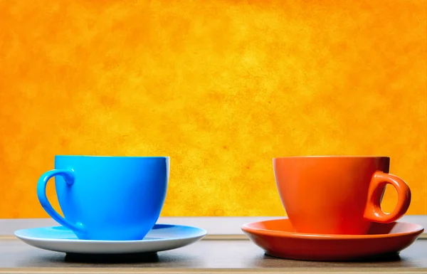 青とオレンジのカップ — ストック写真