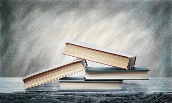 Libri su tavolo di legno — Foto Stock