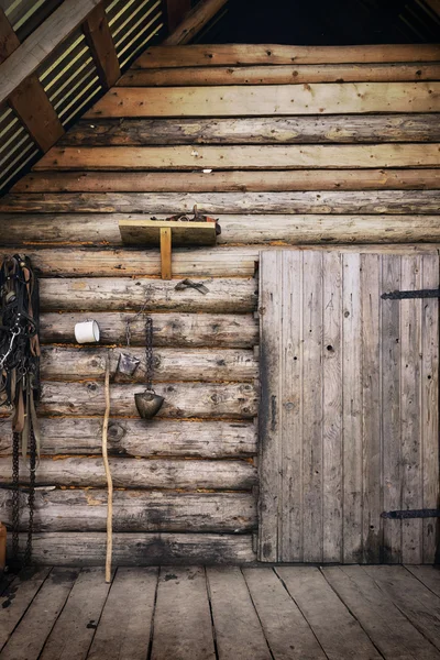 Trä bondgård vägg — Stockfoto