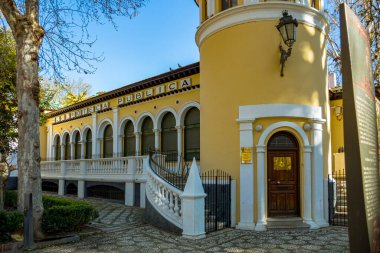 Salon Belediye Kütüphanesi 'nin Binası. Granada. İspanya