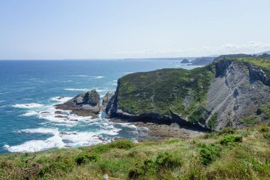 Cabo Vidio 'dan Asturian sahilinin manzarası. İspanya