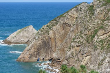 Playa del Silencio Gaviero, Asturian sahilinde. İspanya