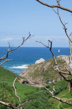 Playa del Silencio Gaviero, Asturian sahilinde. İspanya