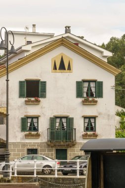 Asturian sahilindeki Viavelez kasabasının detayları. İspanya