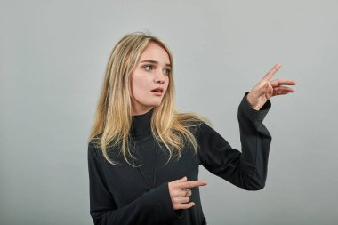 Ellerin yönünü gösterir, ürününüzü gösterir, bir hayali temsil eder