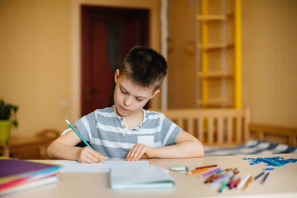 Ragazzo Età Scolare Compiti Casa Formazione Scuola — Foto Stock