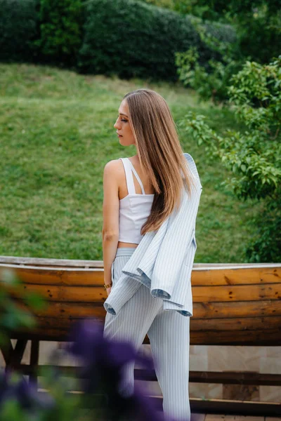 Beautiful Young Girl Posing While Relaxing Business Woman Relaxation — Stock Photo, Image