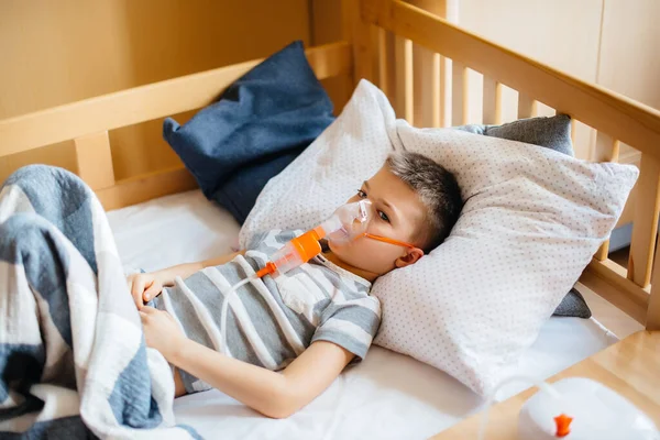 Young Boy Given Inhalation Lung Disease Medicine Care — Stock Photo, Image