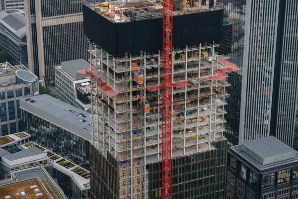 Bau Eines Modernen Hochhauses Mit Kränen Zentrum Der Metropole Bau — Stockfoto