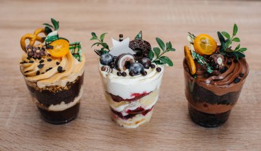 Çok güzel ve iştah açıcı. İmzalar için yeri olan bir masa. Pasta.