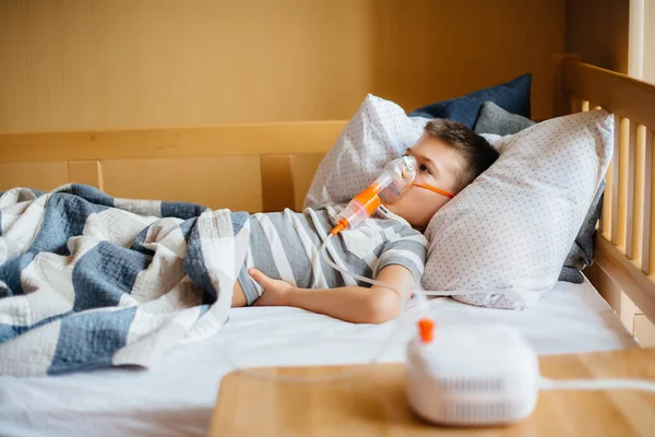 Young Boy Given Inhalation Lung Disease Medicine Care — Stock Photo, Image