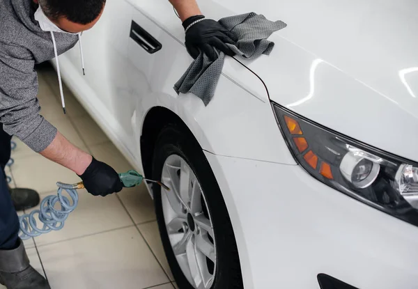 Employé Souffle Essuie Voiture Après Lavage Lavage Voiture — Photo